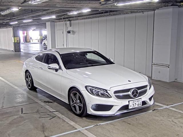 151 Mercedes benz C class 205340C 2018 г. (ZIP Osaka)